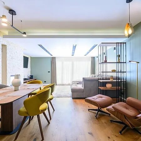 Flat In Brasov, *