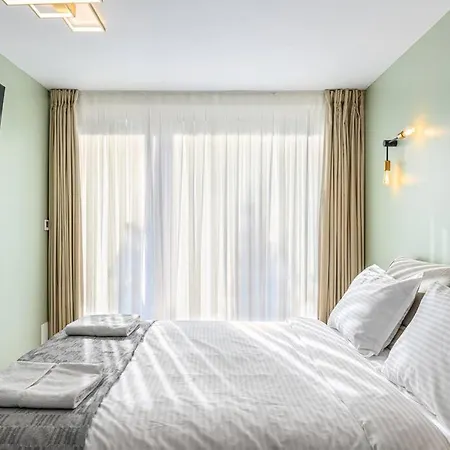 Apartment Flat In Brasov,